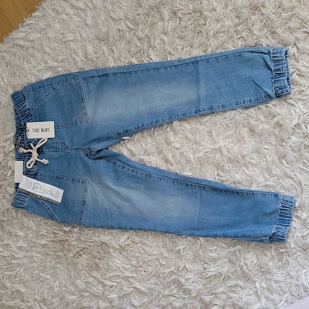 High Rise Joggers - Picture 7 of 7